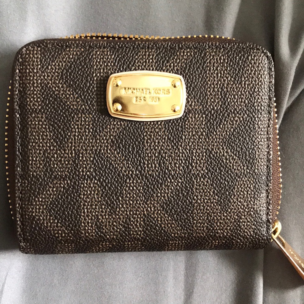 Micheal Kors wallet
